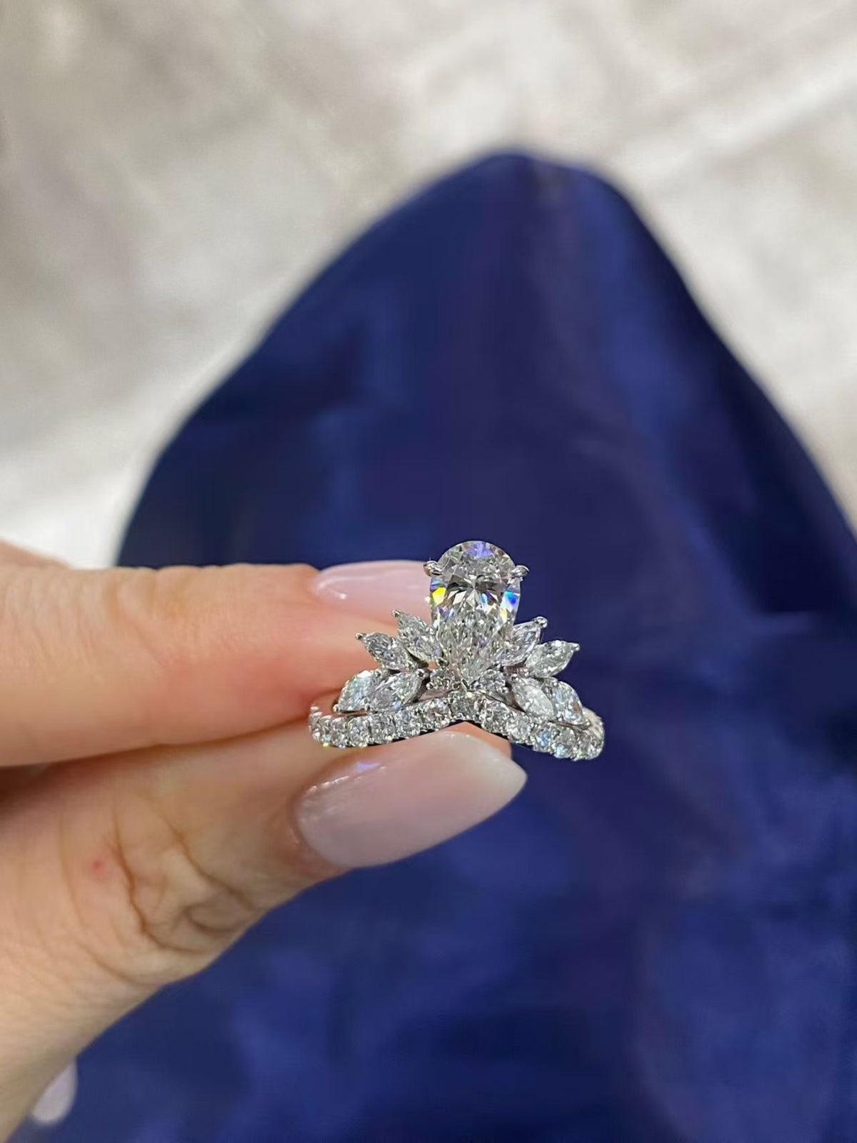 Pear & Marquise Floral Crown Lab Diamond Ring | 1.010ct D Color | 18K Solid Gold | TR00173
