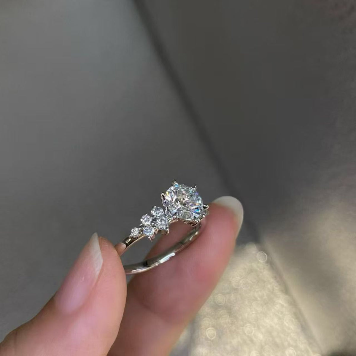 Round Brilliant Pavé Lab Diamond Engagement Ring | 1.050ct D Color | 18K Solid Gold | TR00109