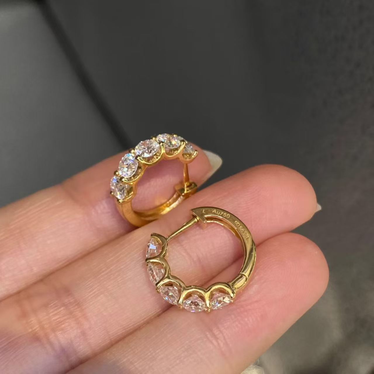 18K YG 1.97ct Hoop Earrings
