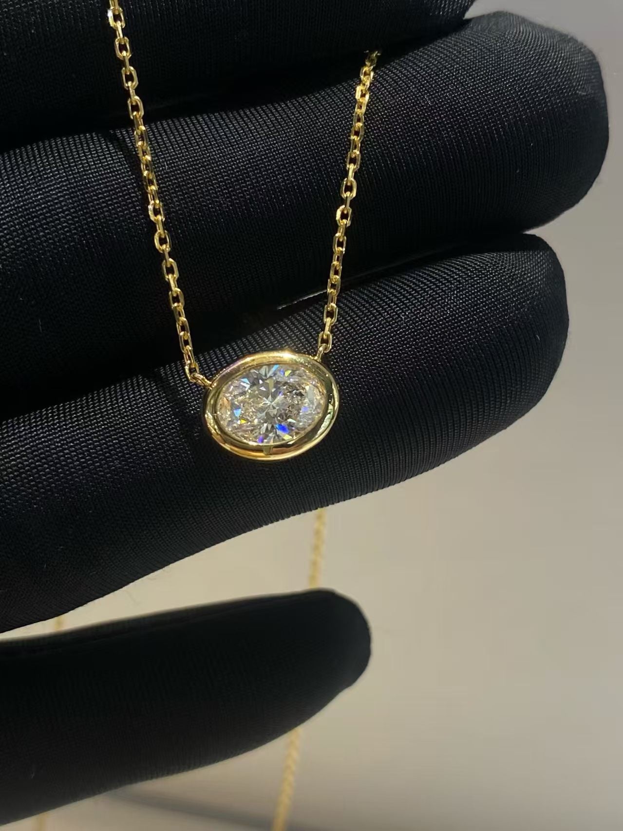 Oval Bezel Lab Diamond Pendant Necklace | 1.020ct D Color | 18K Solid Yellow Gold | TN00166