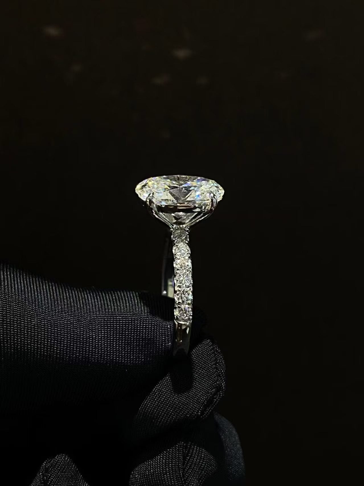 Oval Cut Pavé Lab Diamond Engagement Ring | 3.030ct D Color | PT950 Platinum | TR0097