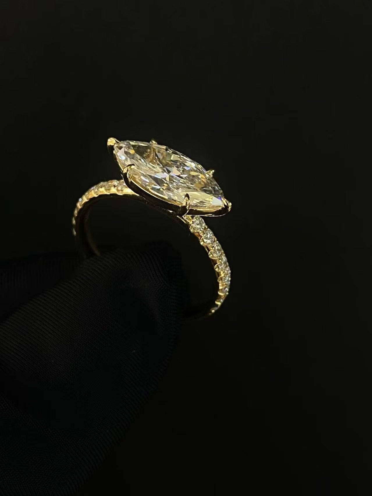 18K YG 2.02ct Marquise Side-Stone Ring