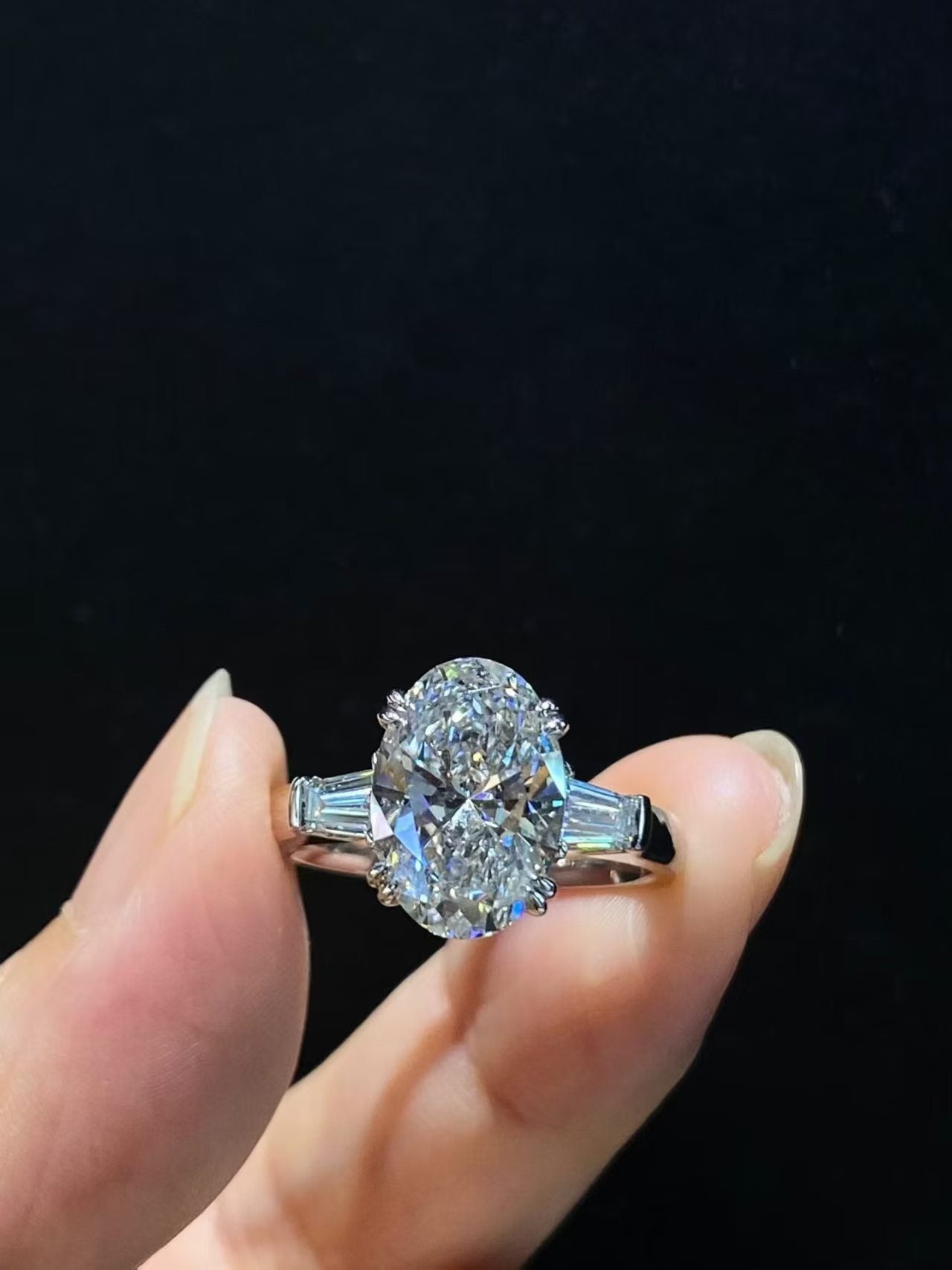 Oval & Baguette Three-Stone Lab Diamond Ring | 3.07ct D Color | PT950 Platinum | TR0099