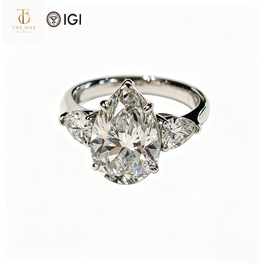 18K Gold Lab-Grown Diamond Pear-Shaped Three-Stone Ring | IGI Certified